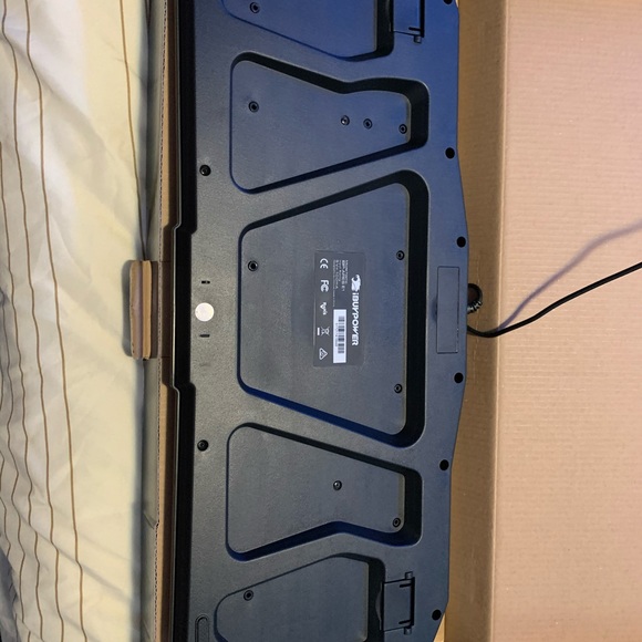 ipower Gaming keyboard
model ibp ares e1 - Picture 2 of 4